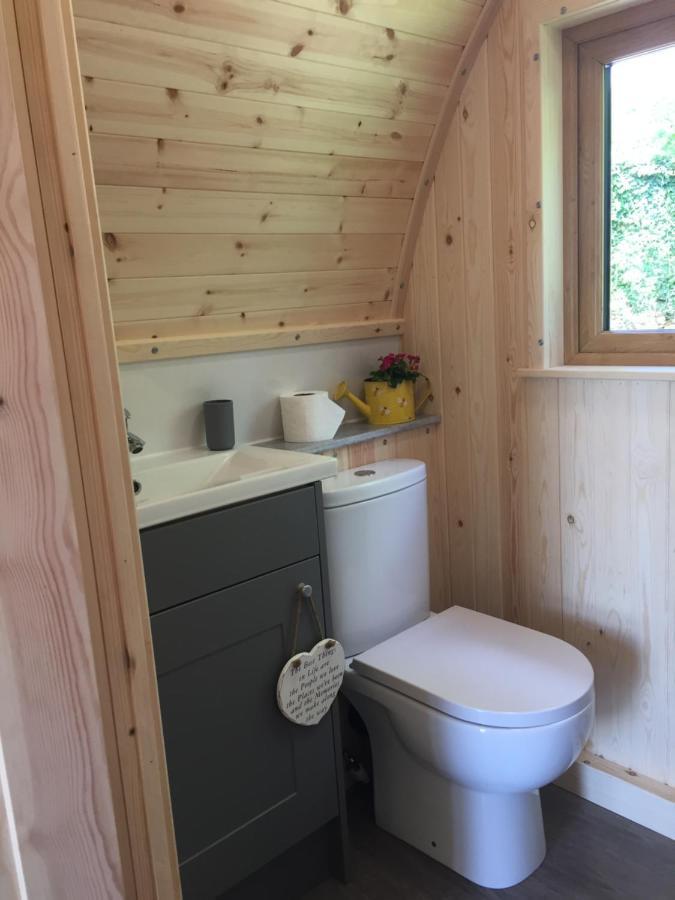 Garden Cottage Glamping Pod Boncath Exterior photo