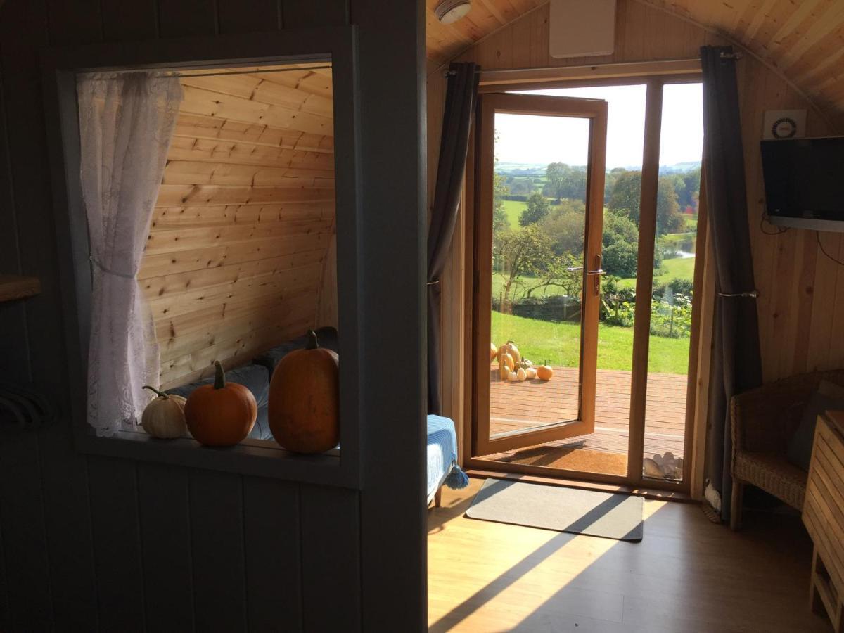 Garden Cottage Glamping Pod Boncath Exterior photo