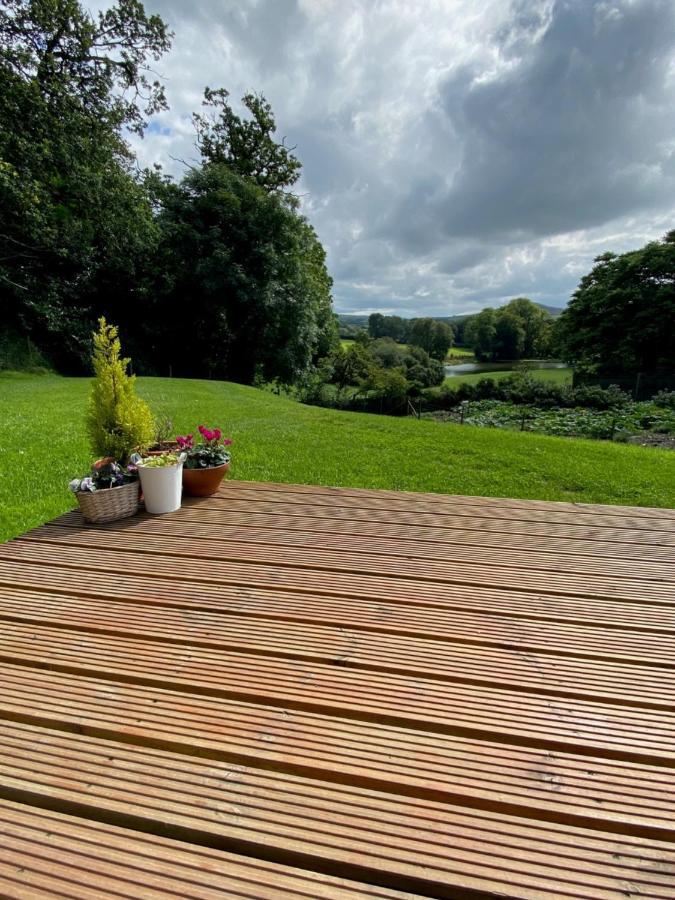 Garden Cottage Glamping Pod Boncath Exterior photo